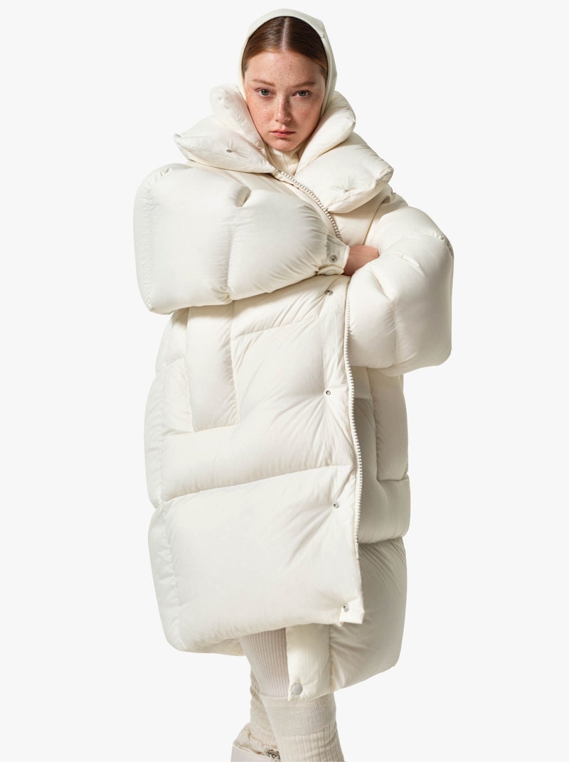 Moncler Verone: New Long Down Jacket 2
